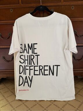 Wren & Glory handprinted text on white short sleeved t shirt L